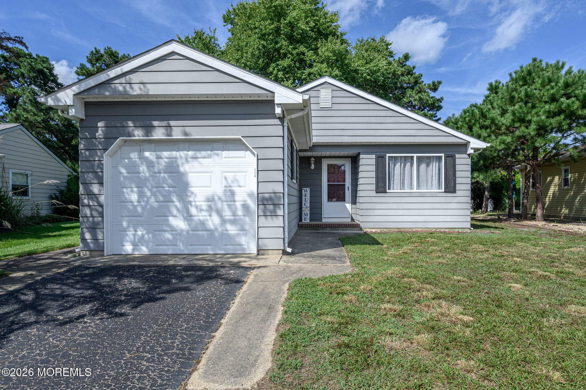 50 Rodhos Street, Toms River, NJ 08757