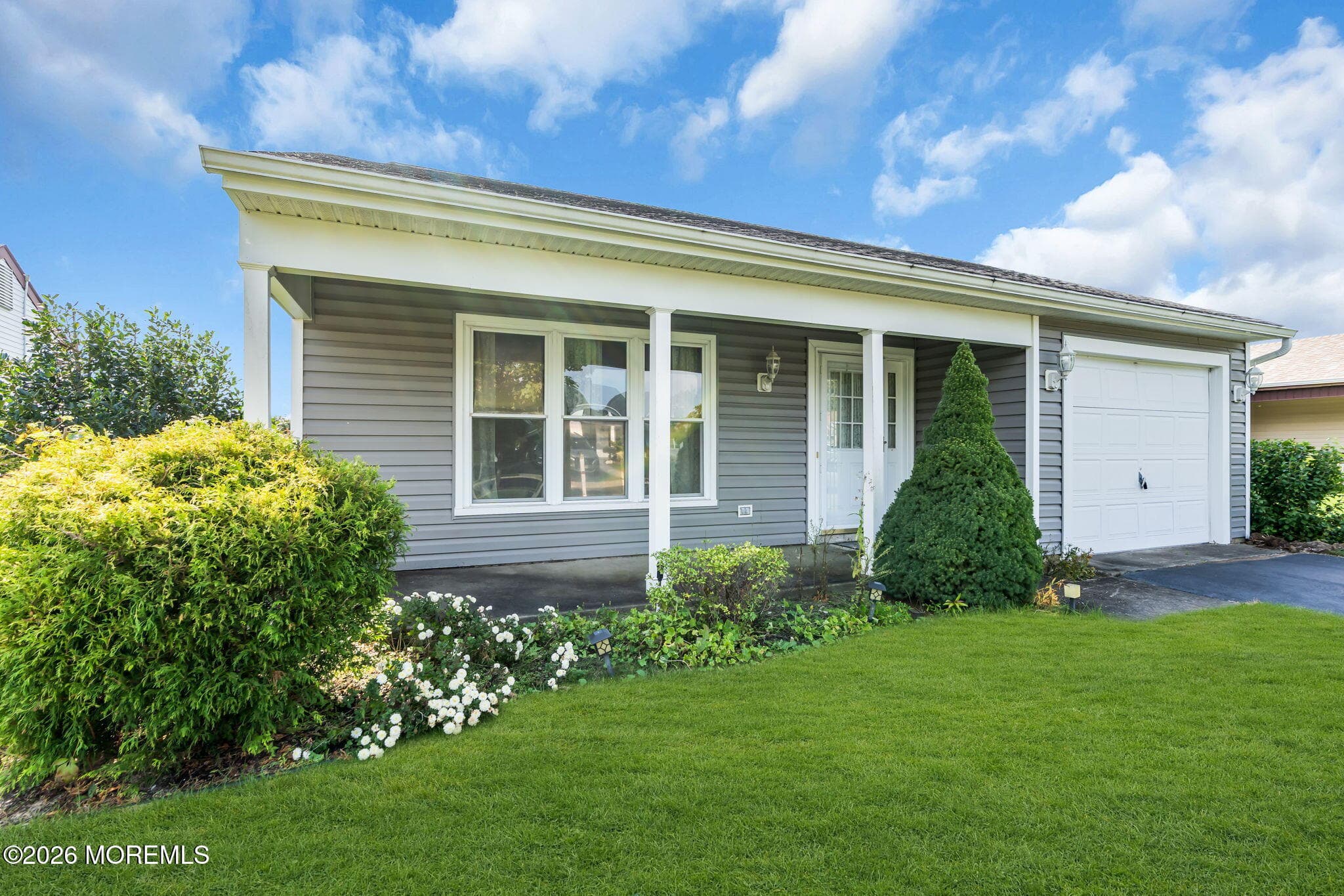 17 Marston Row, Manchester, NJ 08759