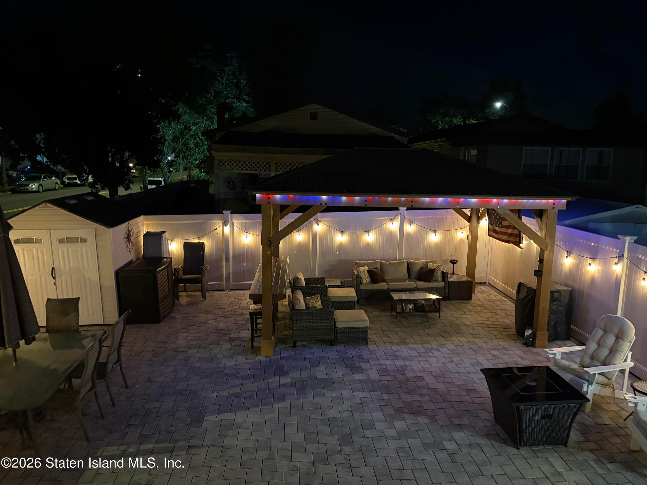 7 Teakwood Court, Staten Island, NY — photo 32