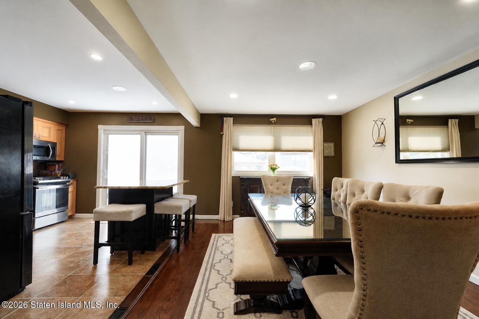 7 Teakwood Court, Staten Island, NY — photo 5