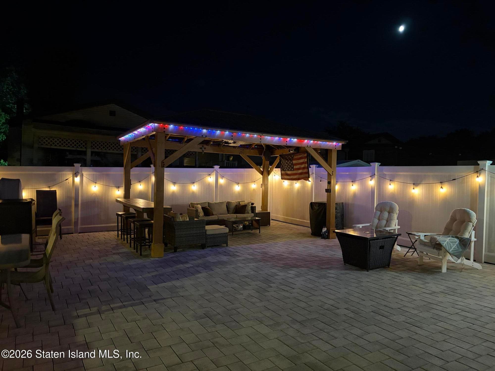 7 Teakwood Court, Staten Island, NY — photo 33