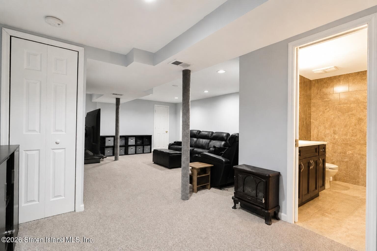 7 Teakwood Court, Staten Island, NY — photo 19