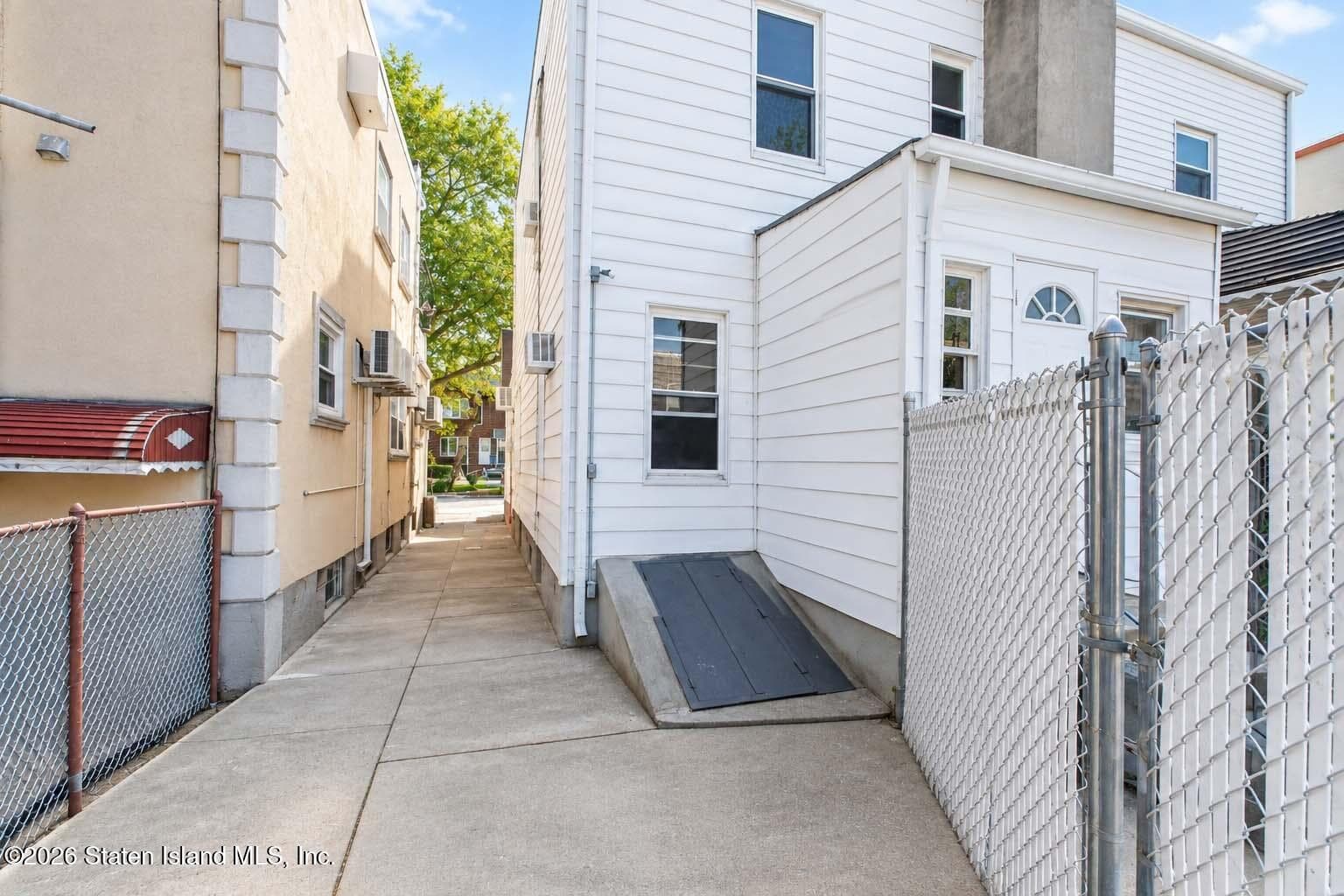 1960 W 9th Street, Brooklyn, NY — photo 26