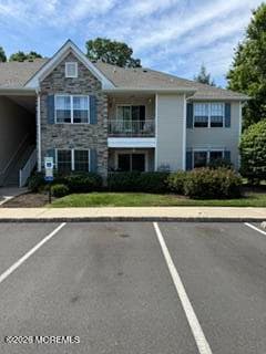 402 Wedgewood Circle, Belford, NJ 07718