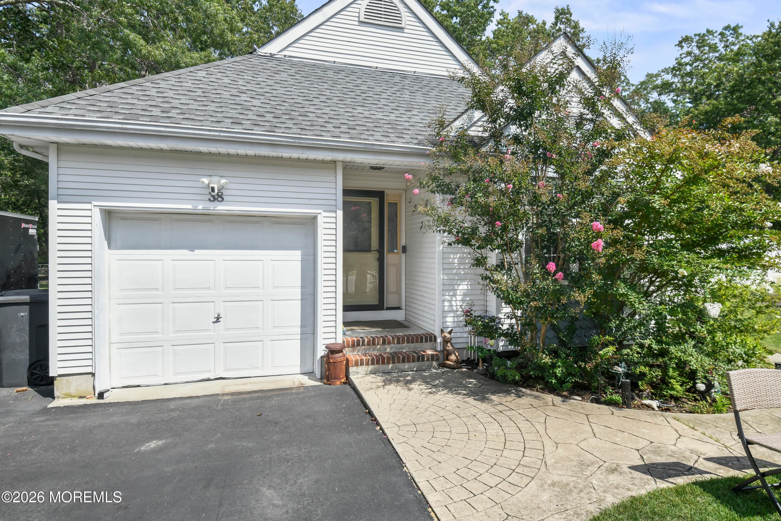 38 Edna Court, Toms River, NJ 08755