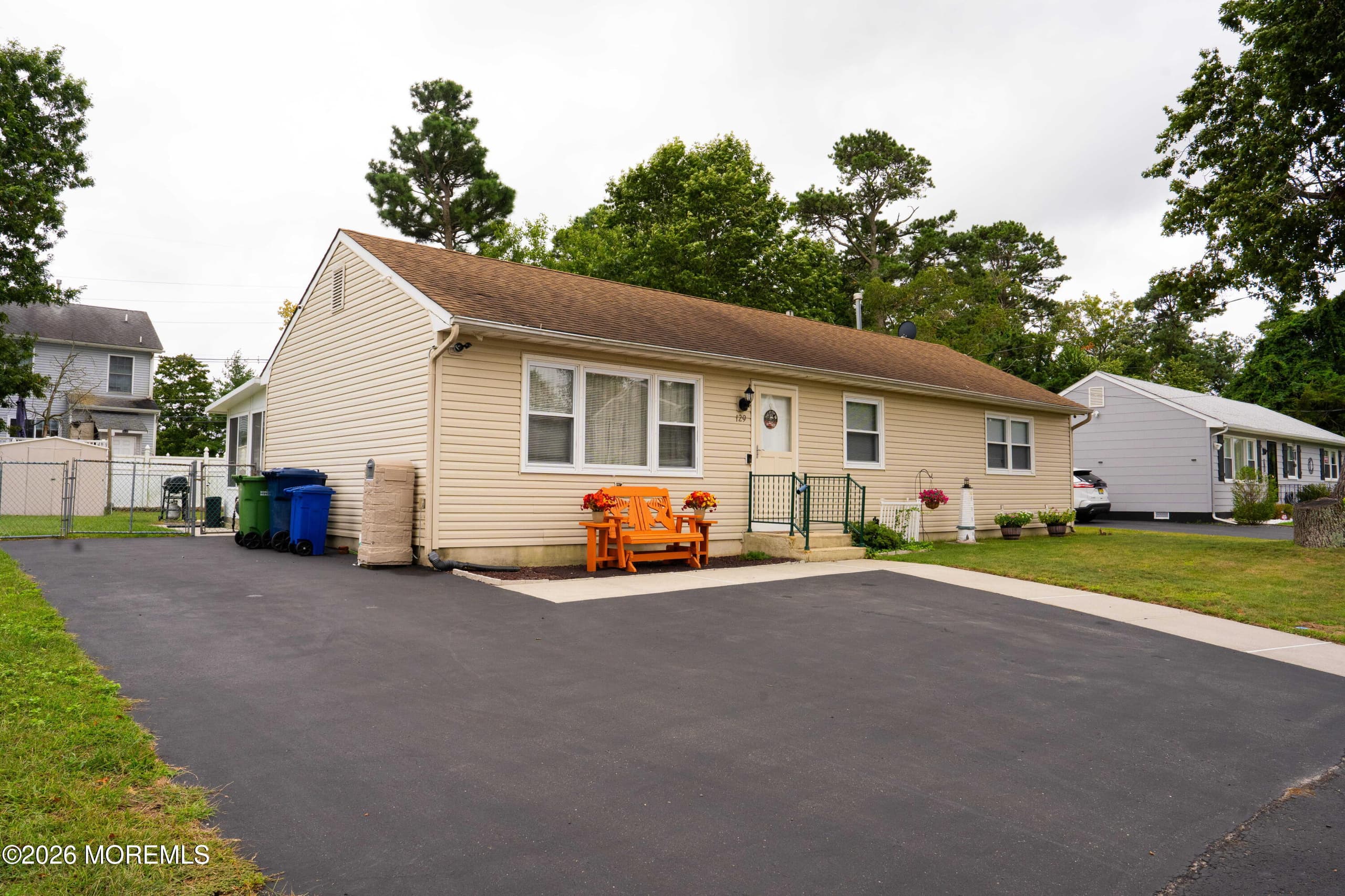 129 Spray Avenue, Beachwood, NJ 08722