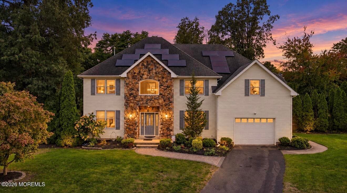3 Crosby Lane, Middletown, NJ 07758