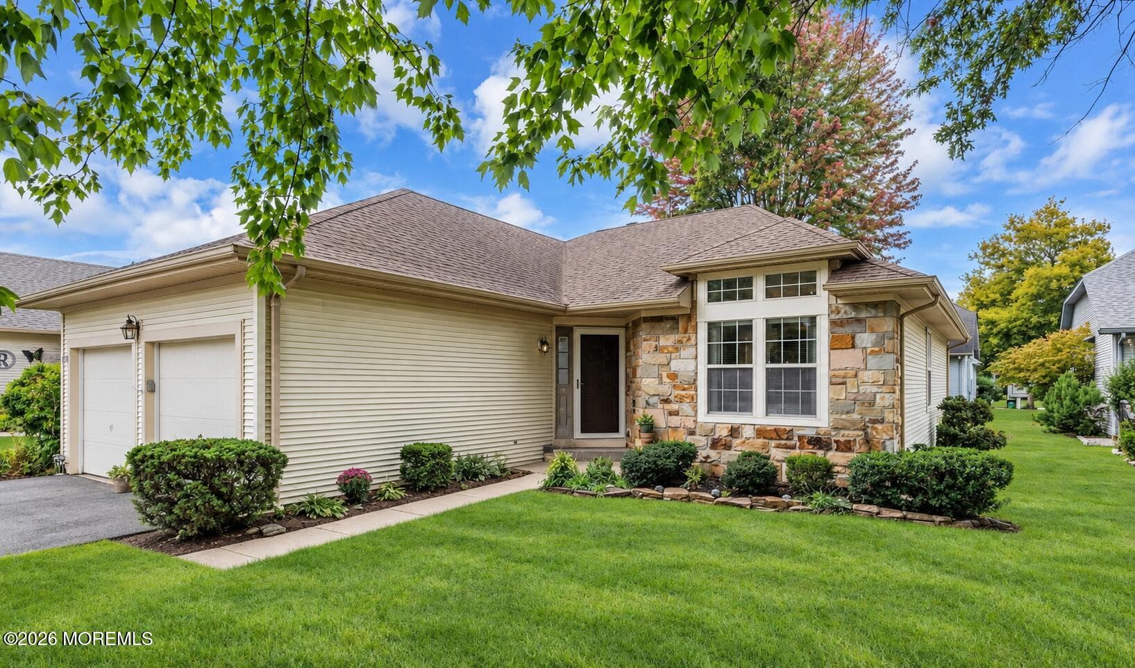 13 Sedgwick Square, Jackson, NJ 08527