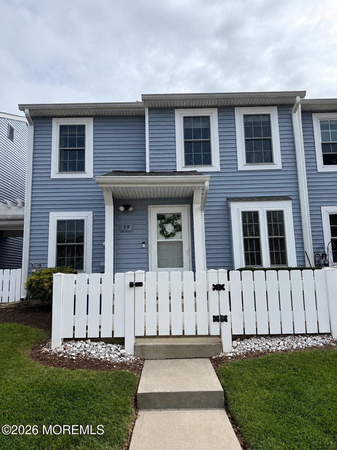 39 Almond Drive, Somerset, NJ 08873