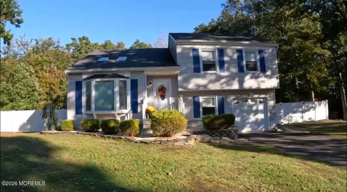 12 6th Street, Barnegat, NJ 08005