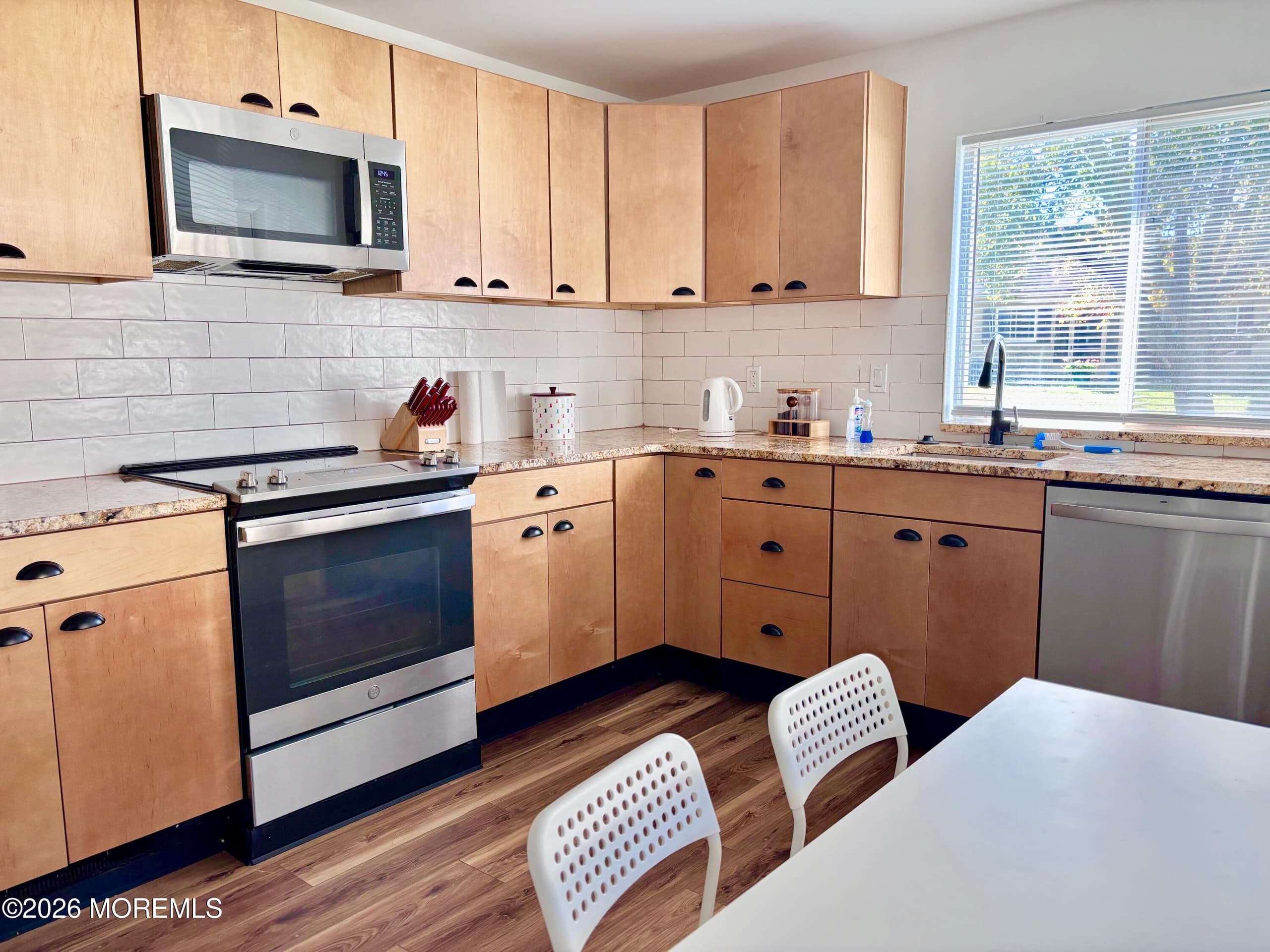 945B Liverpool Circle, Manchester, NJ 08759