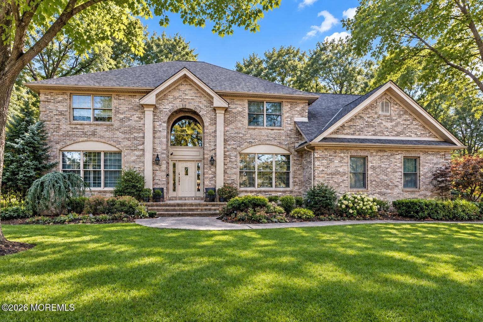 21 Old Queens Court, Eatontown, NJ 07724